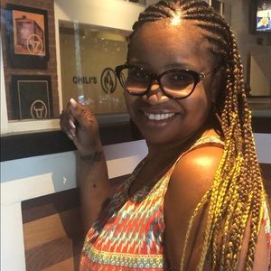 Meet your Posher, Sherida